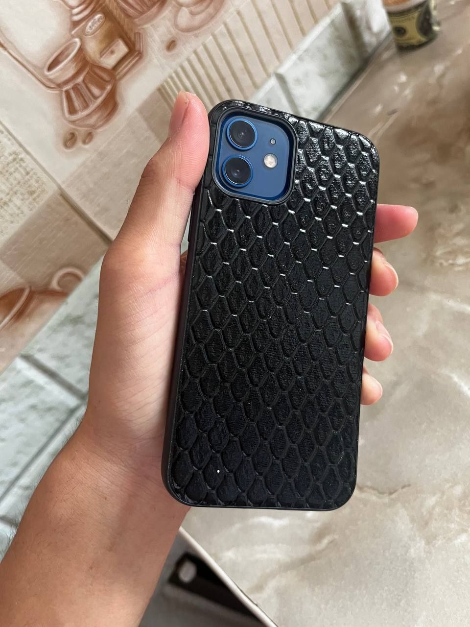 IPhone 12. В отличном состоянии.