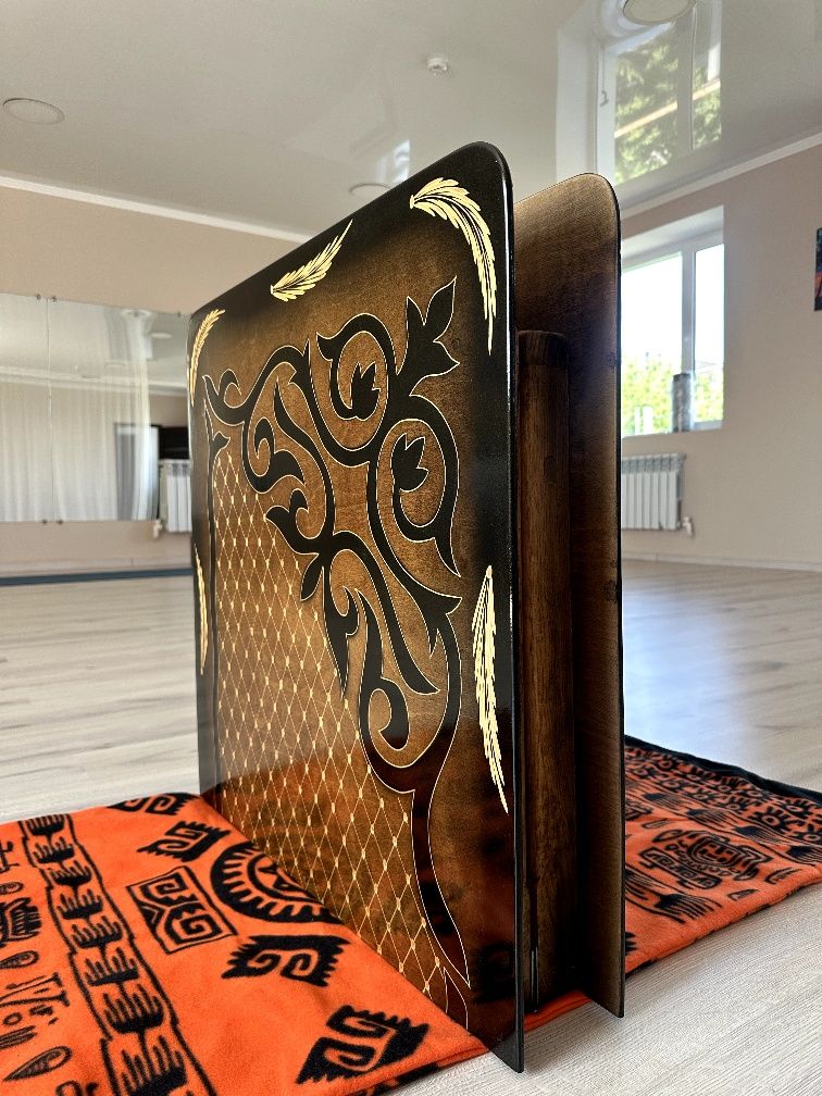 Продам национальные столы,150см×75см