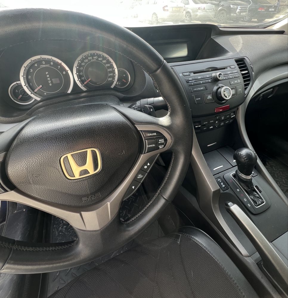 Продам Honda Accord