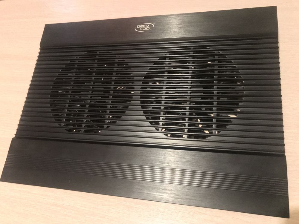 Продам или обменяю: Подставка для ноутбука DEEPCOOL N8 BLACK