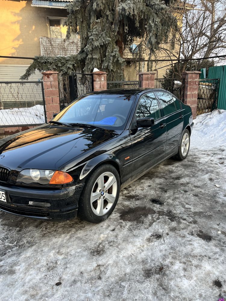 продам машину бмв е46