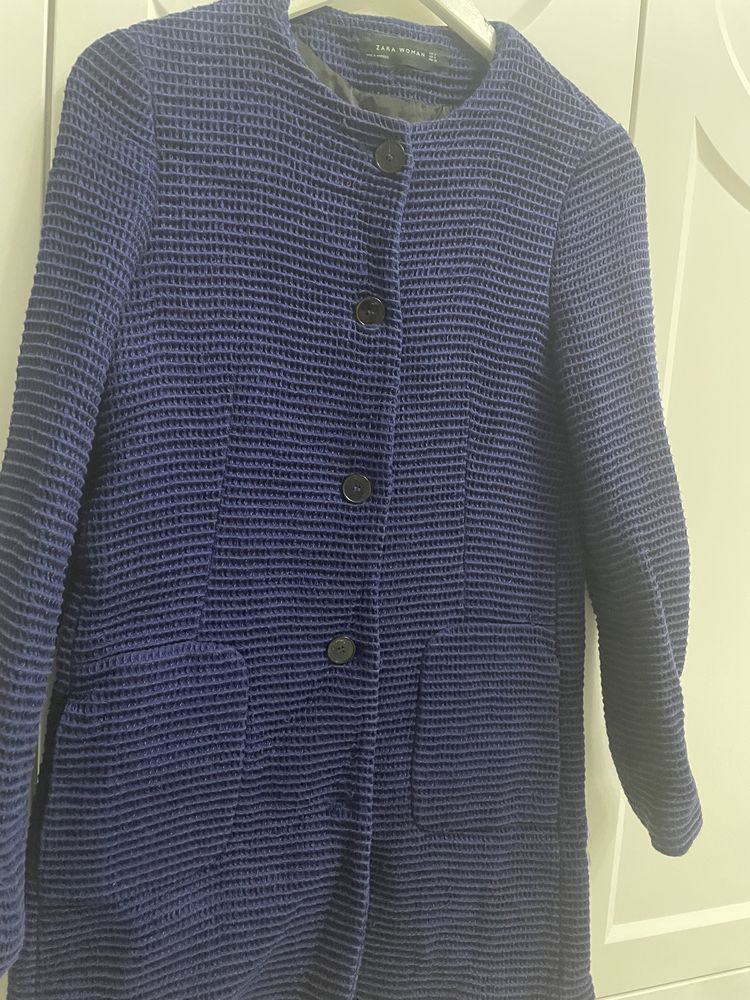 Пальто осень. Фирма Zara.