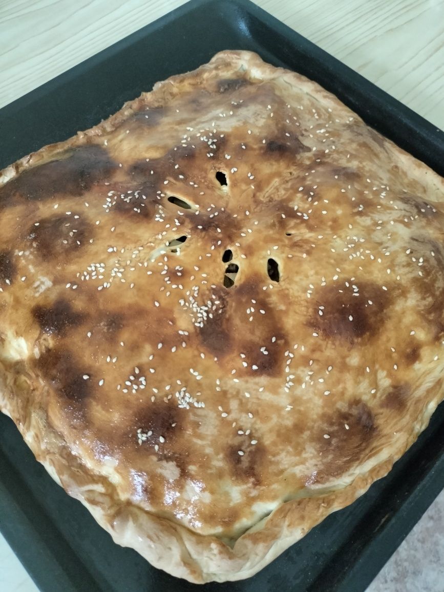 Пирог мясной с любой начинкой