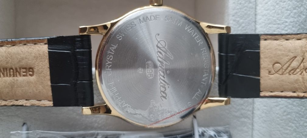 Продам часы Adriatica