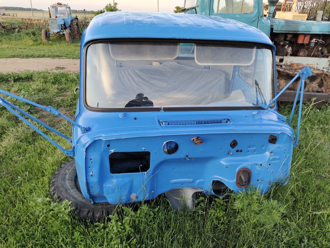 Продам кабину газон