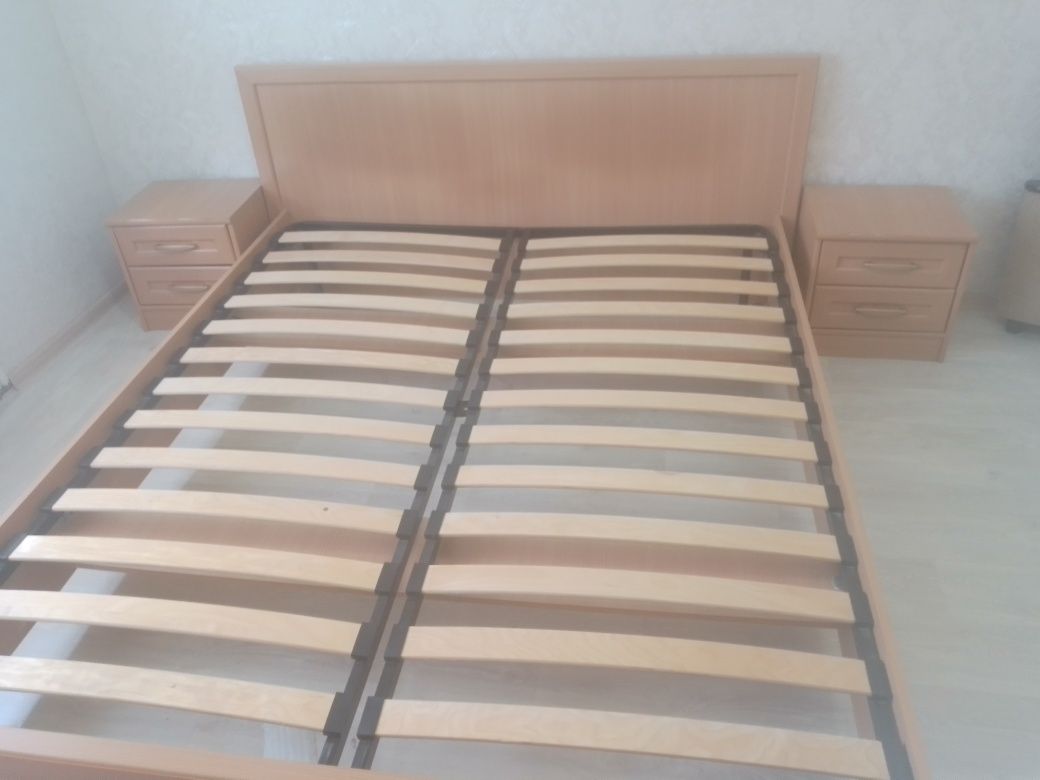Продам спальний гарнитур,  недорого