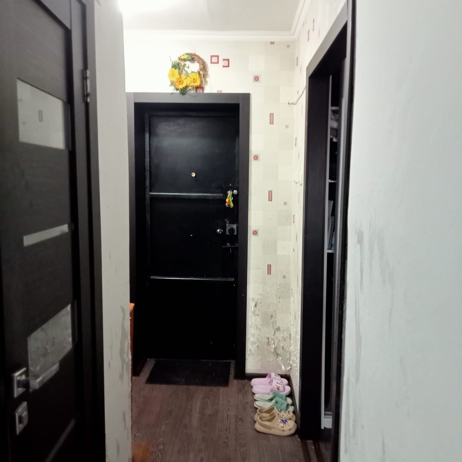 Продается 1-комнатная квартира (малосемейка), 30.4 м²