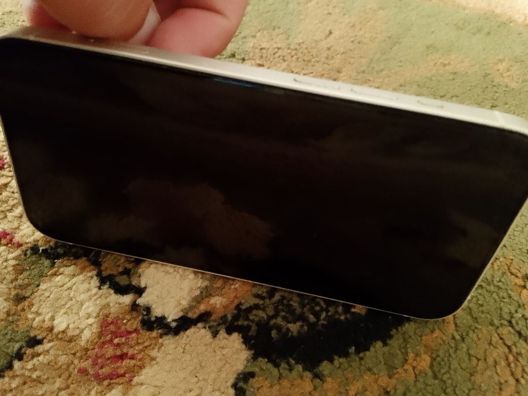 iPhone 14, в идеальном состоянии