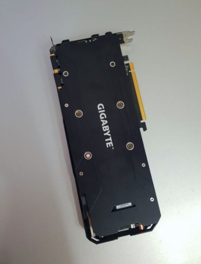 видеокарта GTX 1070 на уровне rtx2060