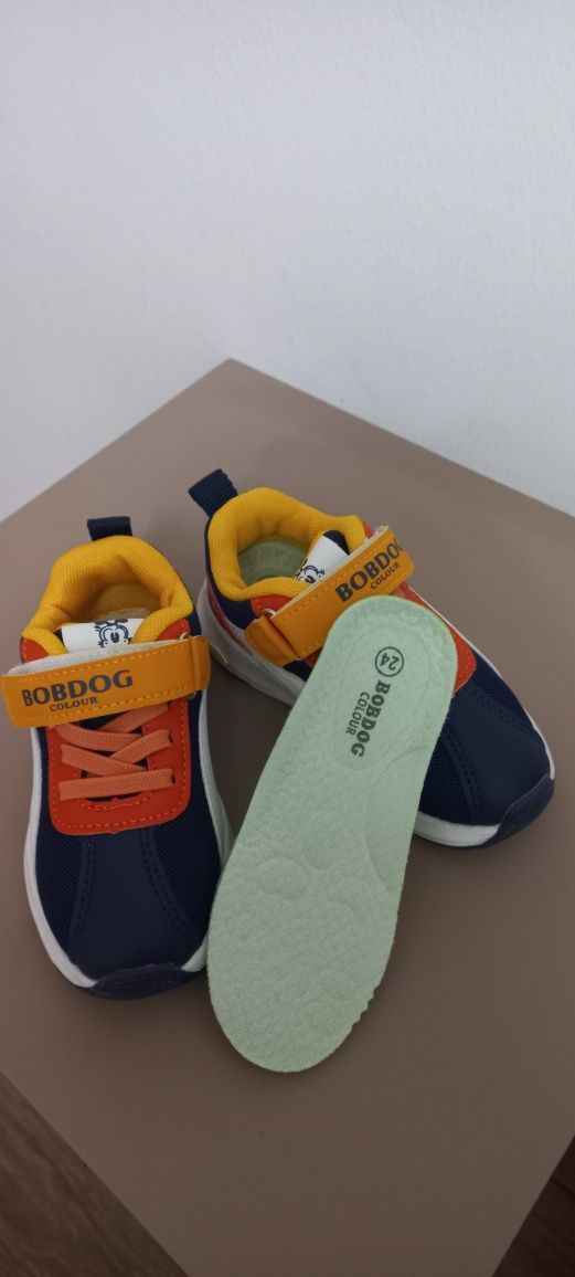Продам новые кроссовки от бренда Bobdog