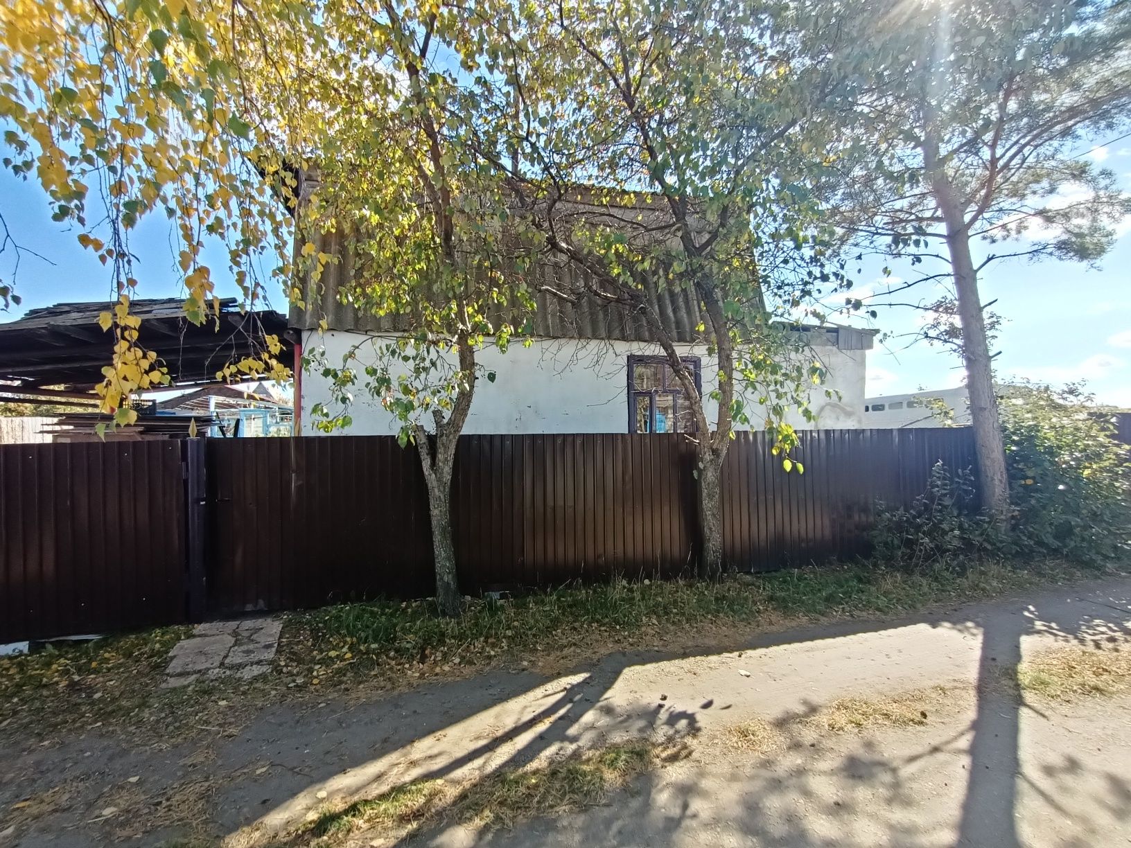 Продам дом с баней, навесом, свет постоянно,пл  53,12 кв