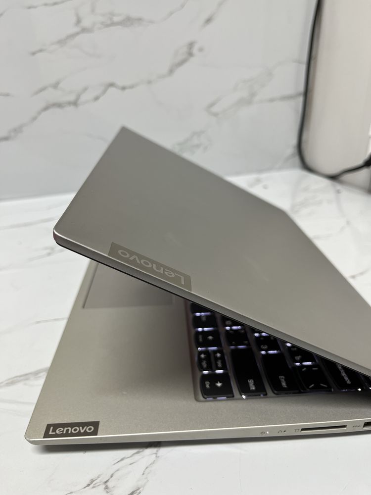 Lenovo IdeaPad S340