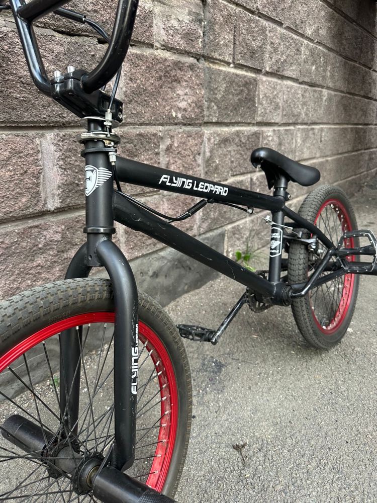 Продам велосипед BmX 20