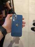Продам Iphone 13