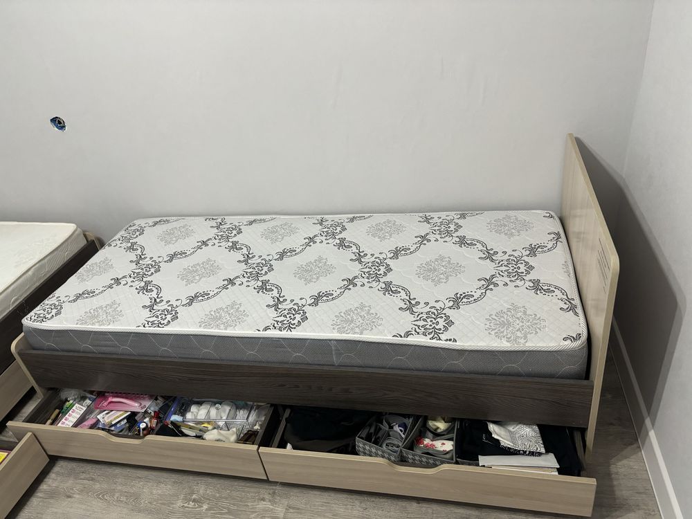 Продам кровать срочно срочно срочно срочно