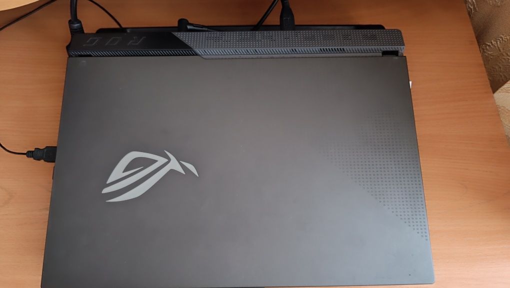 Продам игровой ноутбук Asus ROG