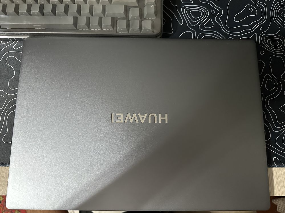 Продам Ноутбук Huawei Matebook D16