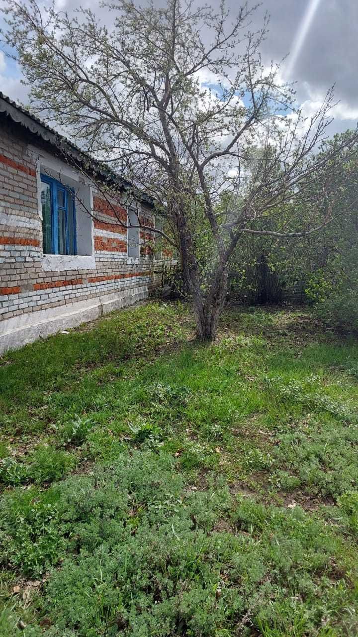 Продам дом село  Борис Романовка 45км от города