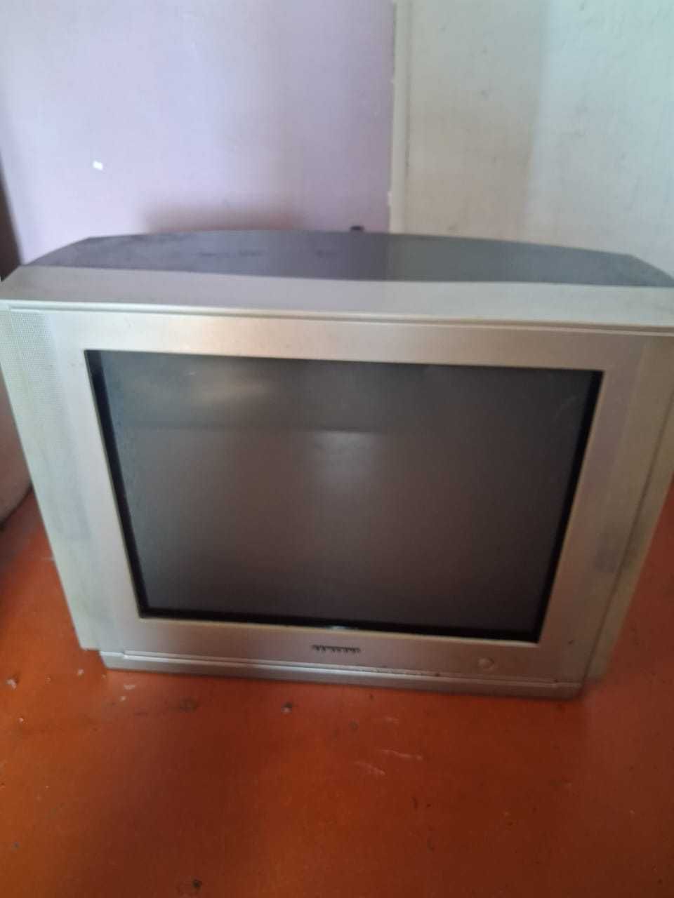Продам телевизор