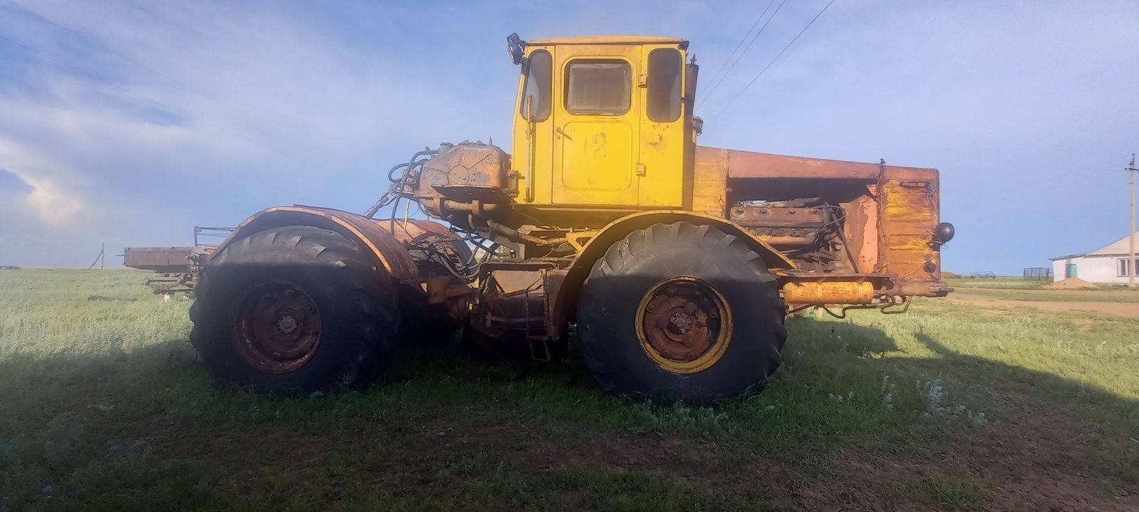 Срочно Продам К-700. Есть торг