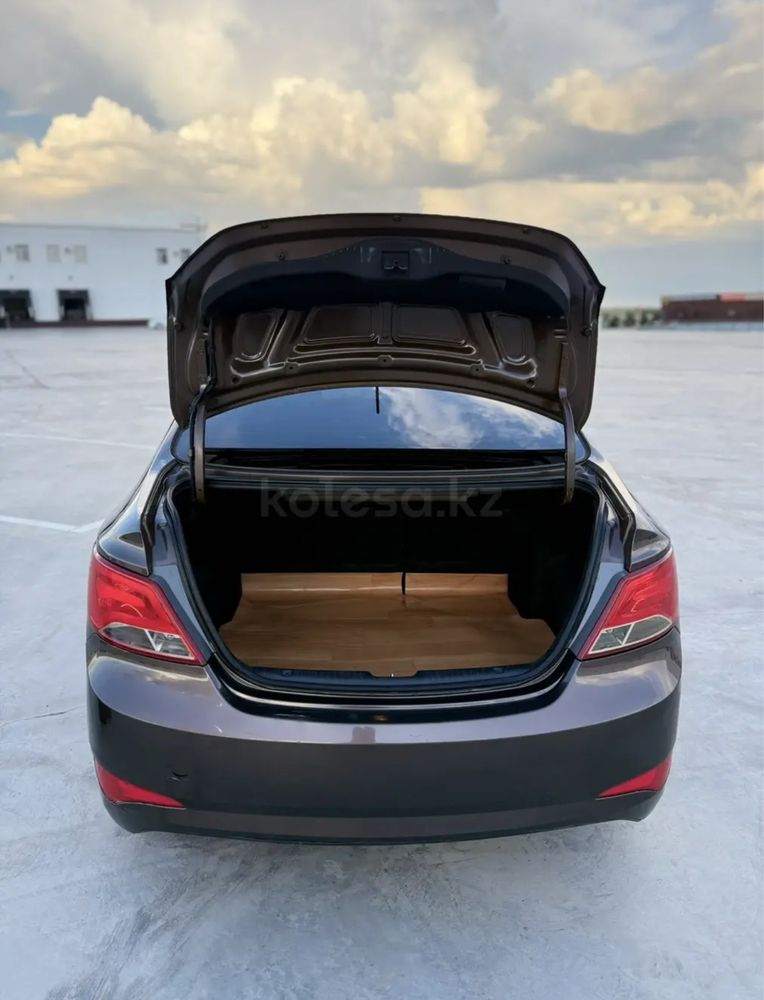 Hyundai Accent 2014 1.6 механика, рестайлинг кузов