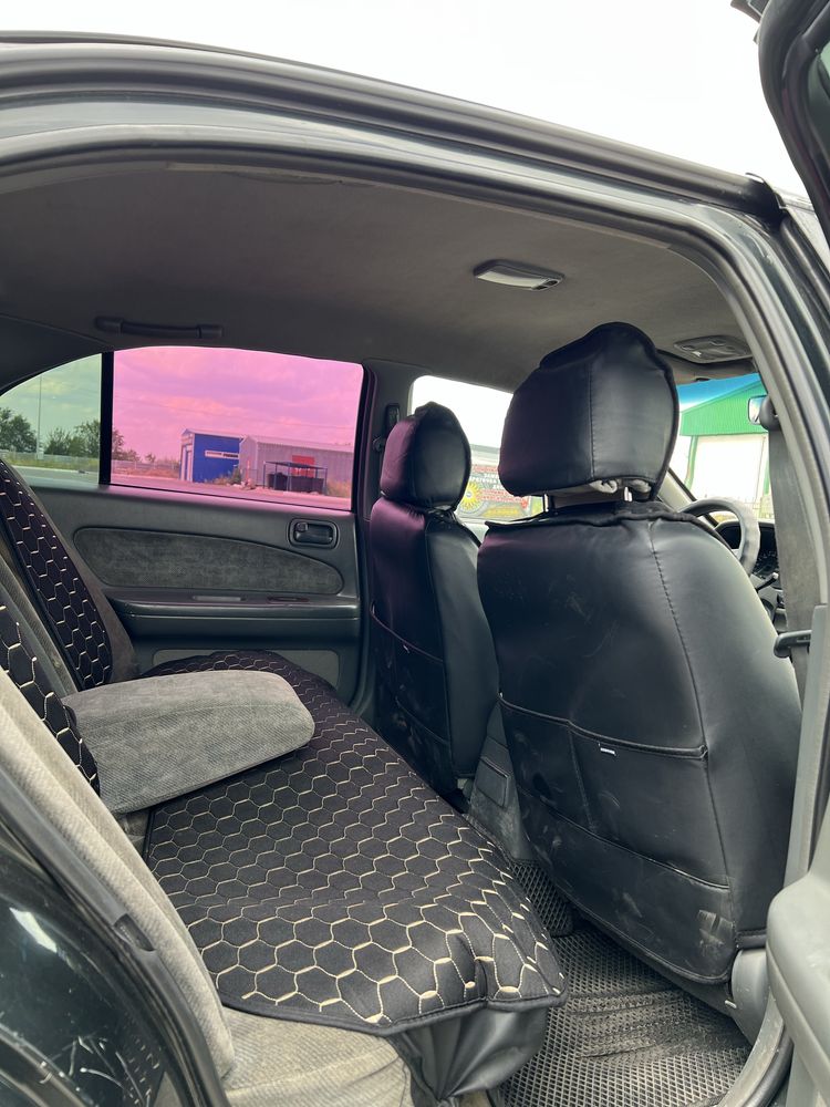 Продается Nissan Maxima 1997г автомат