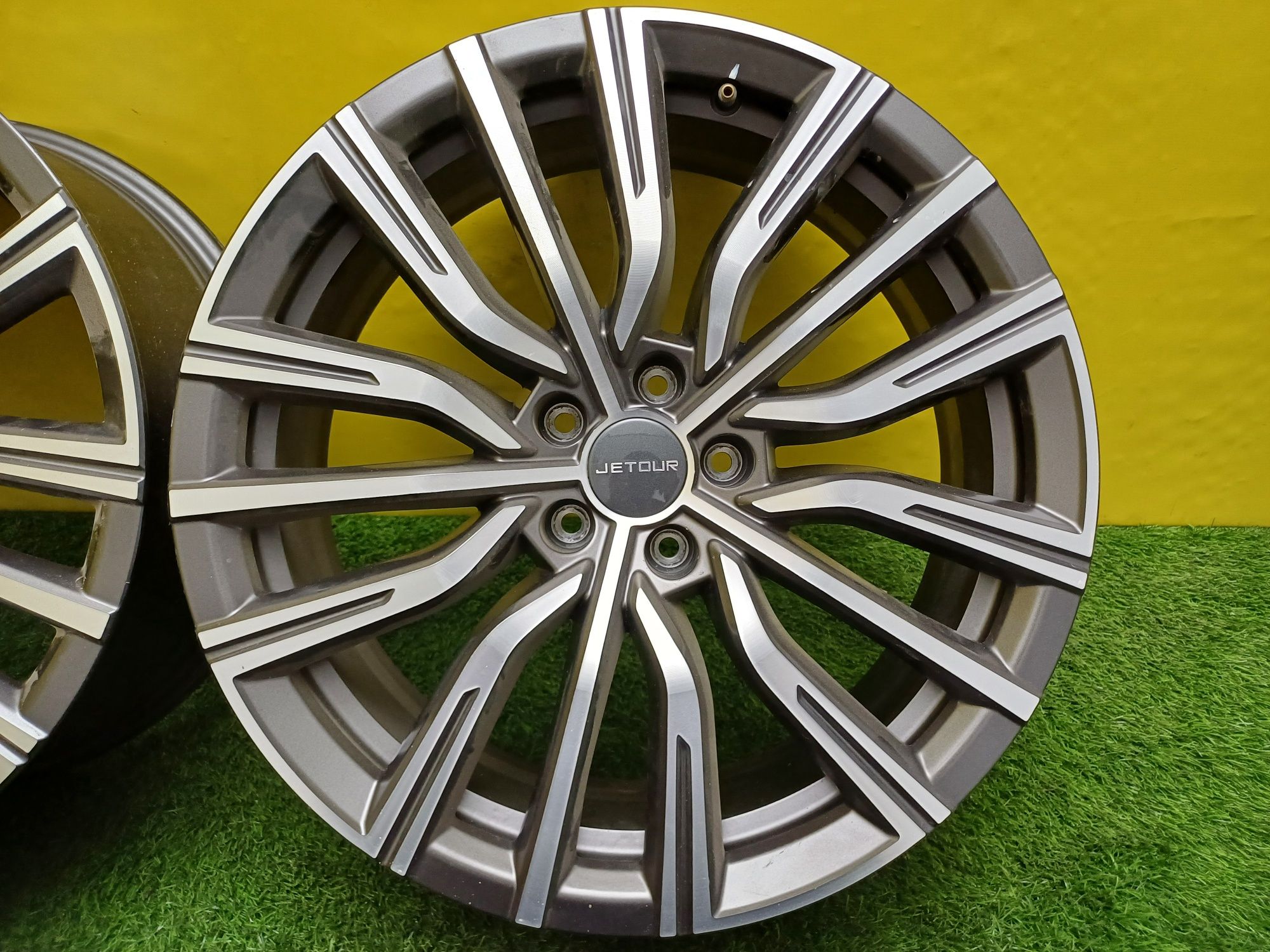 Диски R19 5x108 на Jetour и другие.