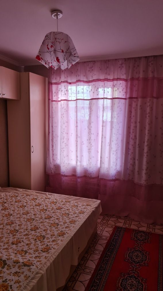 Прадажа 2 ком.квартиры ( Медеуский  район) в  самом центре города
