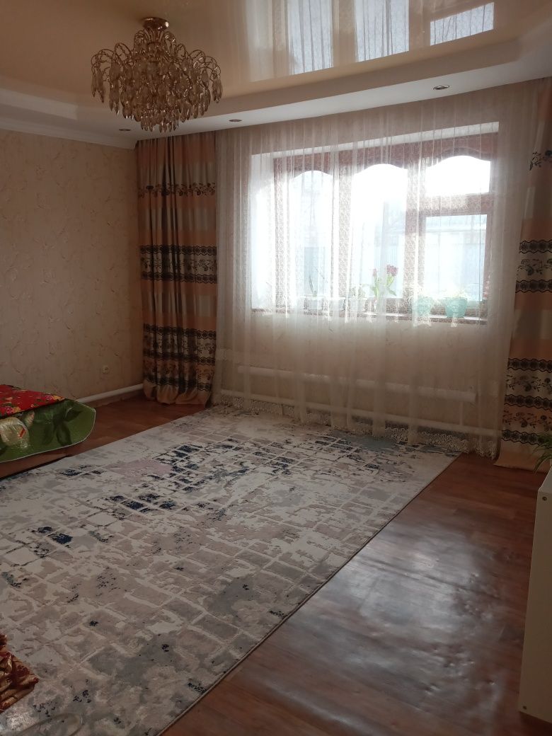 Продаю дом ,р-н старый аэропорт ,по ул Ромаева