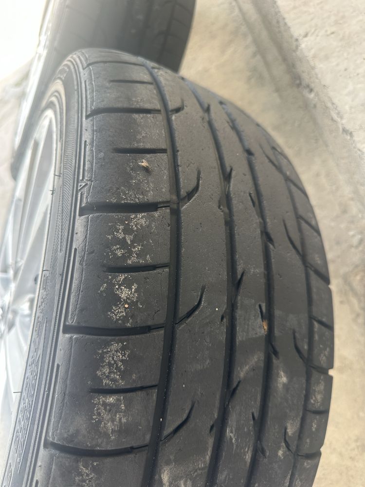 Диск 18 от Toyota с покрышками