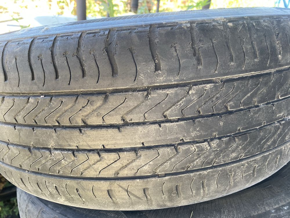 Летние шины 215/60R16 Triangle