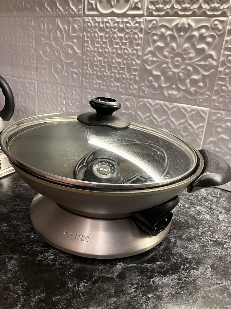 Wok от фирмы Bork