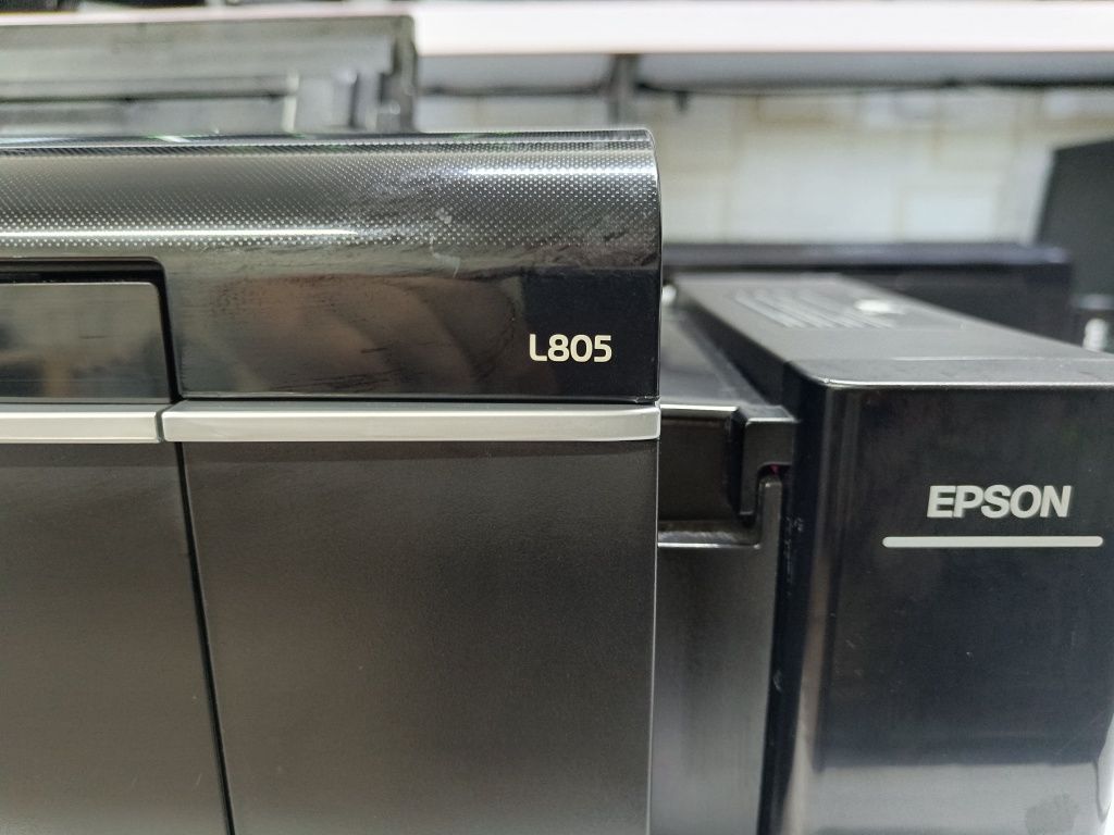 Epson L-805 в хорошем состоянии