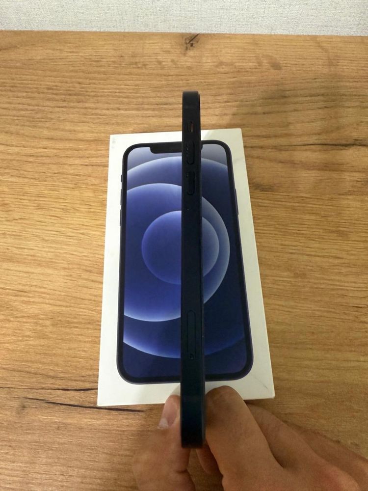 IPhone 12, Акб.: 82%