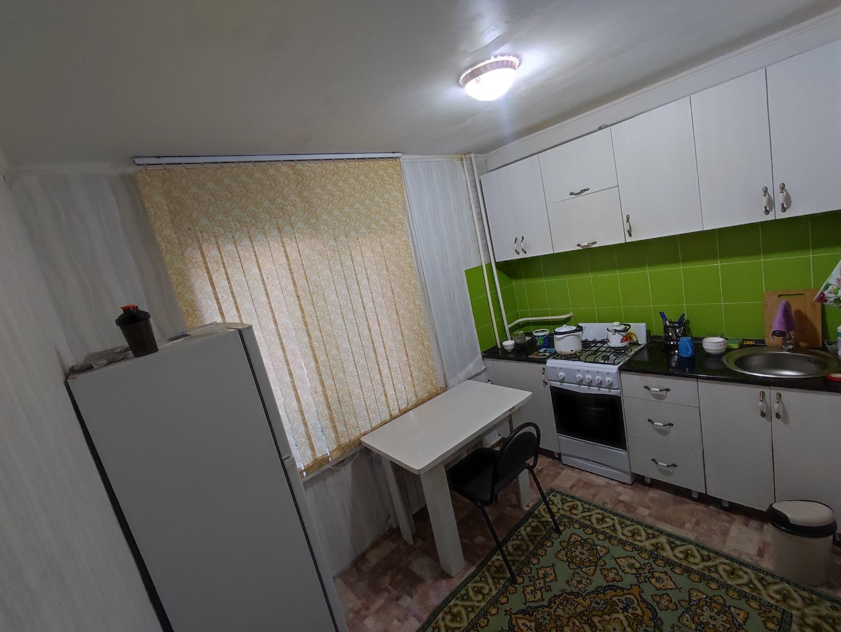 Продается 3‑комнатная квартира в 8 микрорайоне, 59 м², 1 этаж из 5