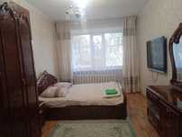 Посуточная 1 комн на 1 этаже в центре.