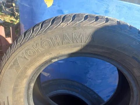 Продам резину 215/65 R16