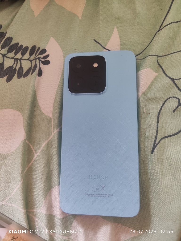 Продам телефон honor x 5 b plus на 128 гб