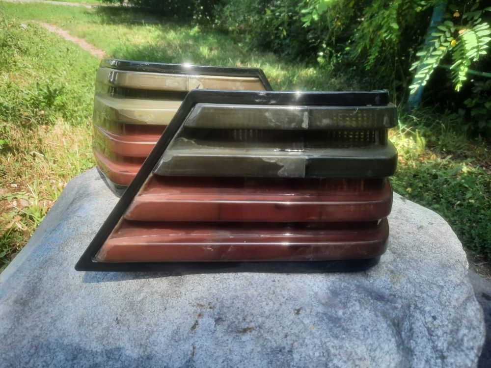 Продам задние фонари на мерс w 124