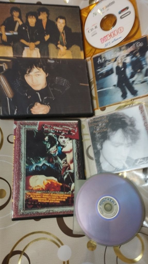 Компакт  и CD R диски с играми музыкой песнями мультиками от 500 т