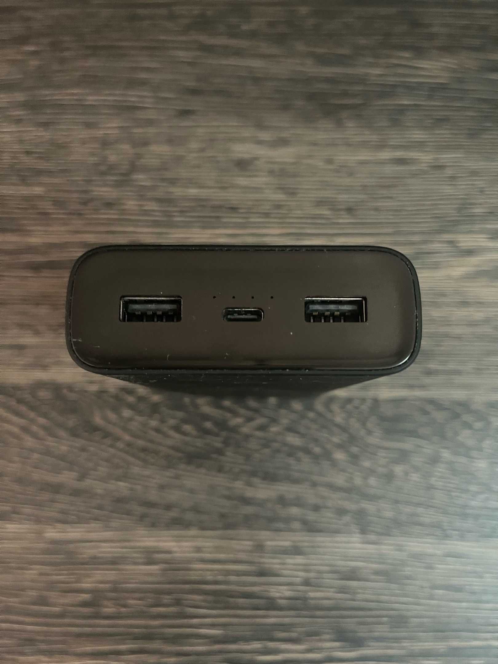 Внешний аккумулятор Xiaomi Mi Wireless Power Bank 10000 мАч черный