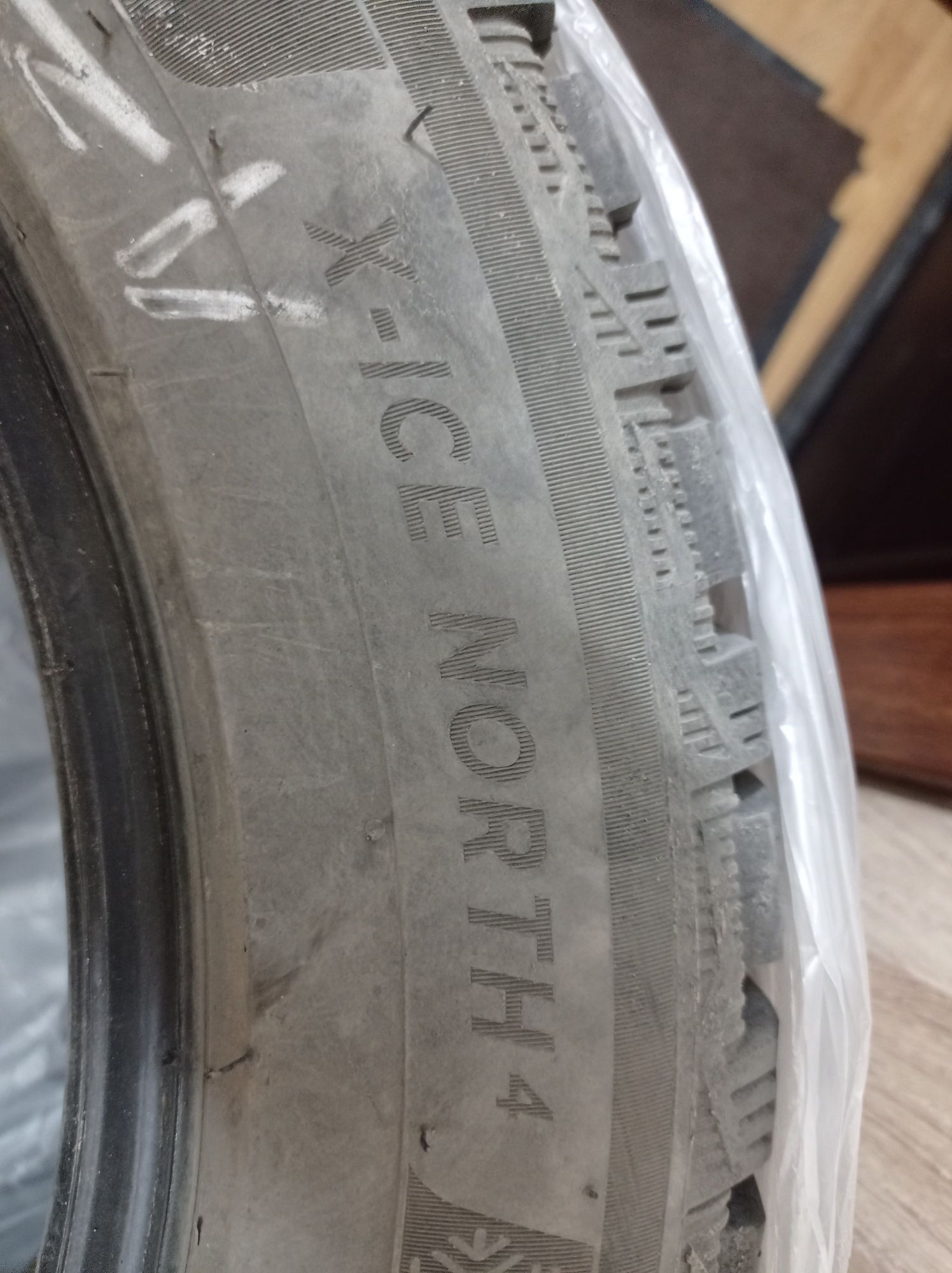 Michelin шипованная 205/55/16