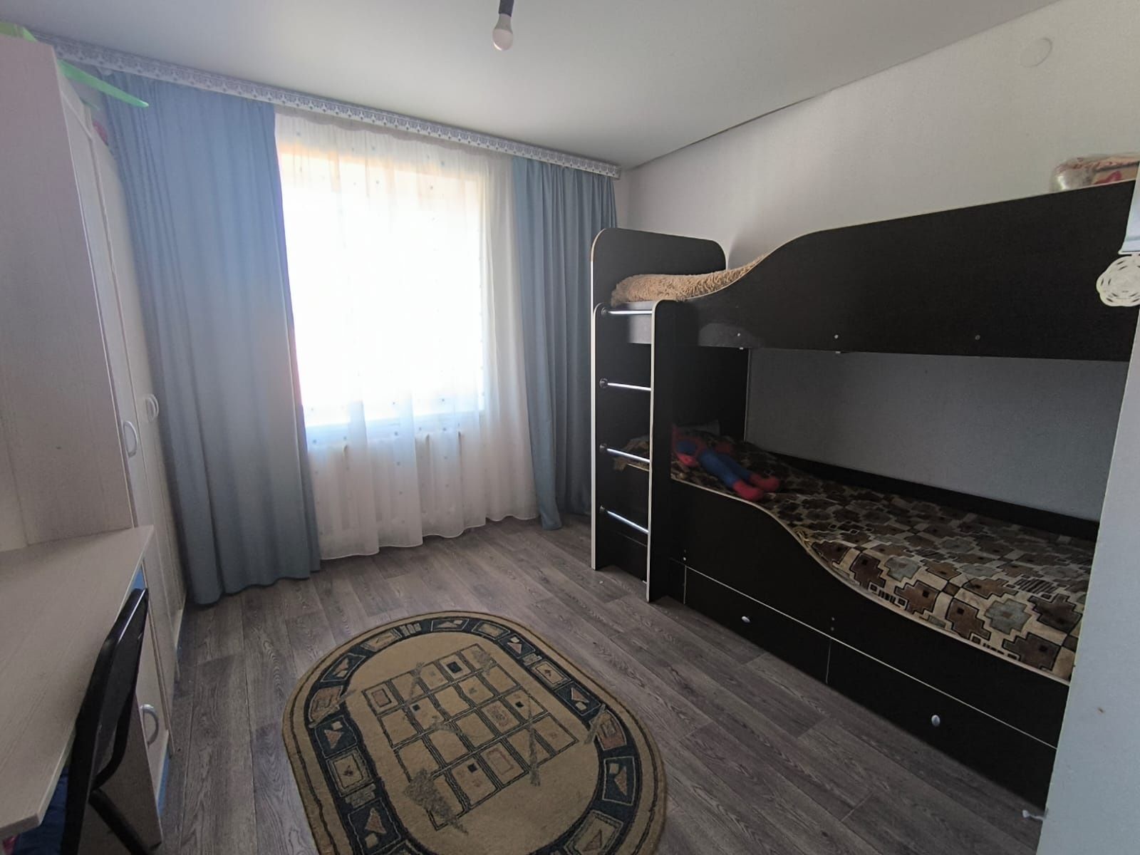 Продам 3х комнатную квартиру с мебелью