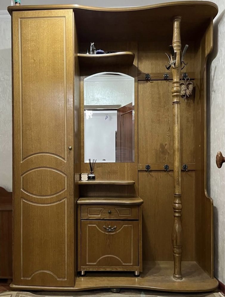 Продам прихожую белорусскую