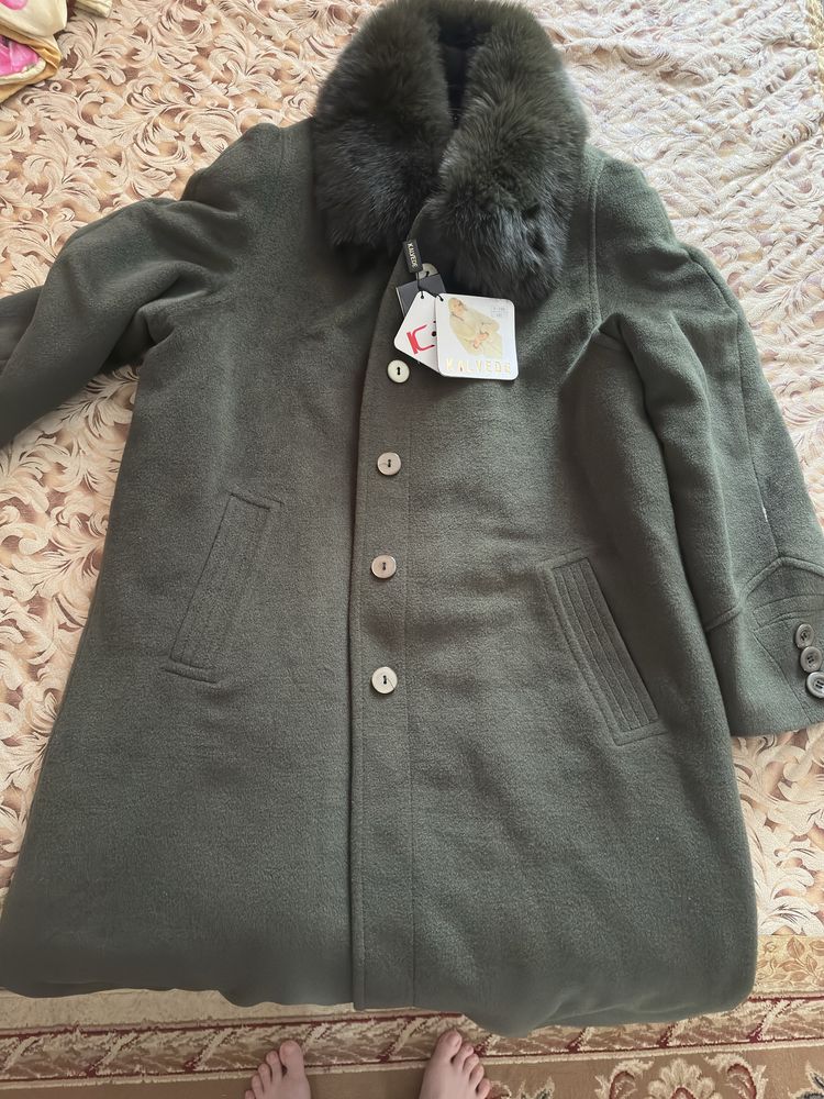 Продается платье+пальто, шубы, пальто