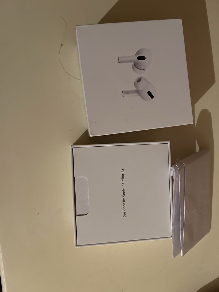 Airpods pro оригинал