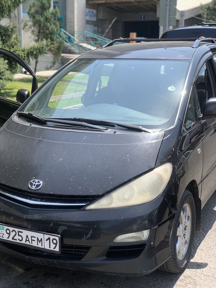 Toyota previa 2003