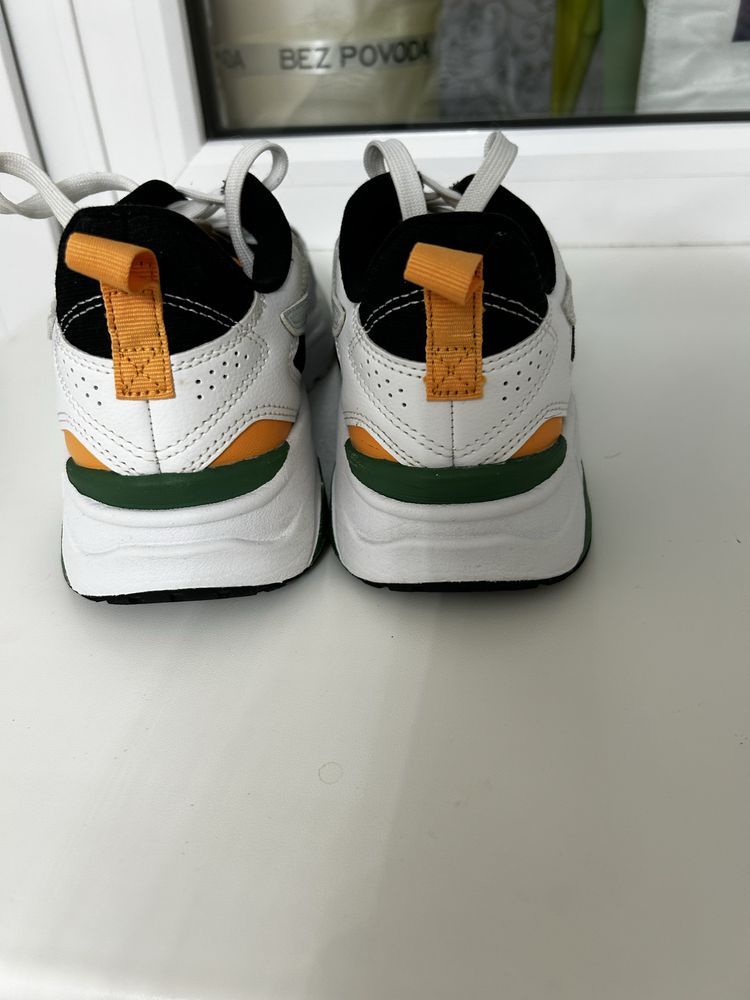 Кроссовки PUMA .В отличном состоянии