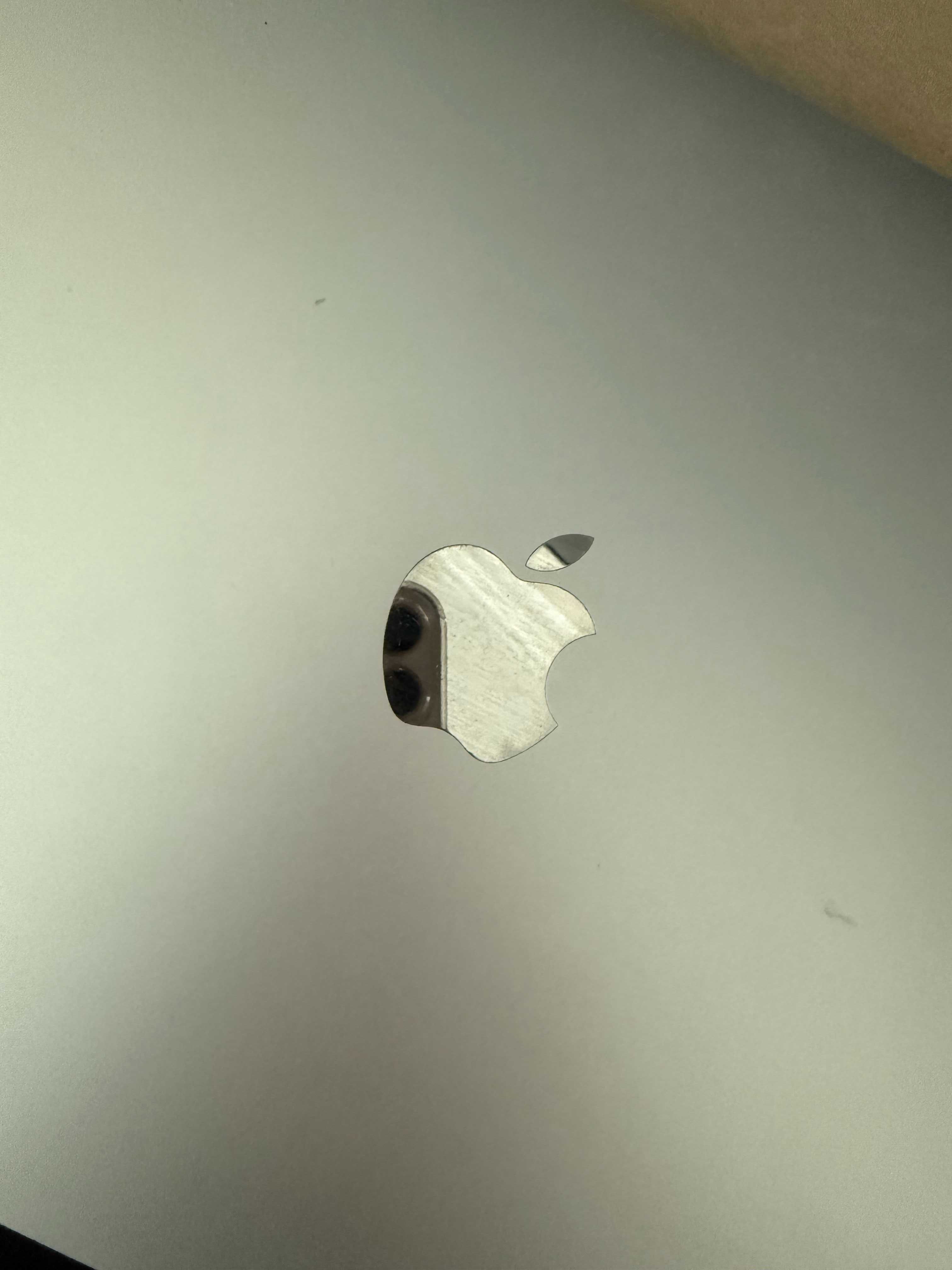 Продам MacBook Air 13-inch