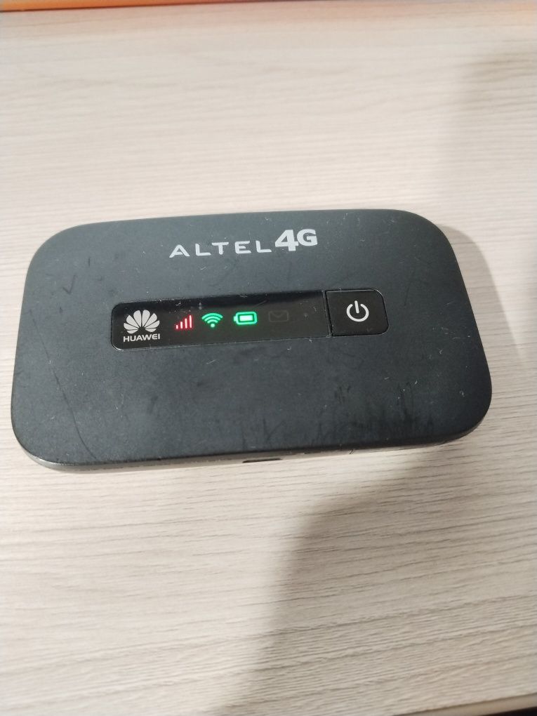 Продается роутер Huawei "Altel 4g"